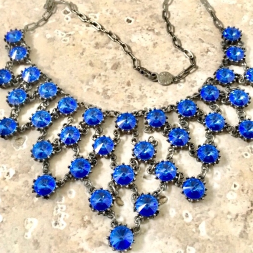 Vintage Crystal Necklace - Picture 3 of 8